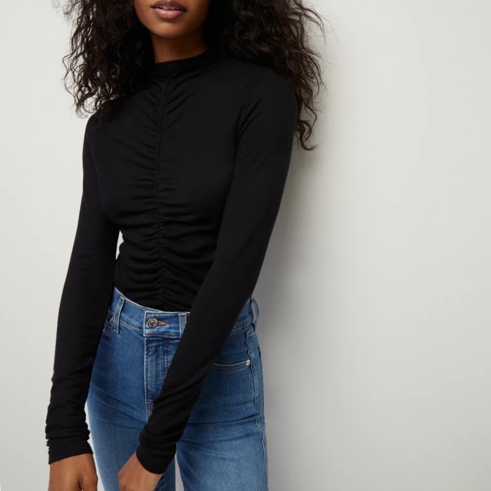 VERONICA BEARD THERESA TURTLENECK!!!